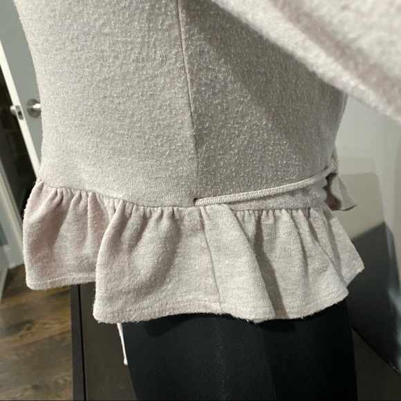 Forever 21 beige wrap cropped cardigan, Small - Picture 3 of 4